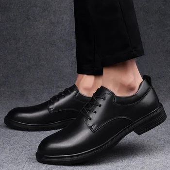 Resmi erkek ayakkabıları Oxford ayakkabı düz tabanlı dantel tasarımcı ofis düğün lüks zarif hakiki deri ayakkabı erkekler büyük boy 48