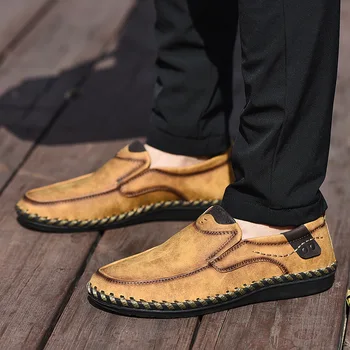 Gündelik erkek ayakkabısı Markaları 2023 Moda Rahat deri ayakkabı Erkekler için Yumuşak Alt İş Deri Slip-on düz ayakkabı